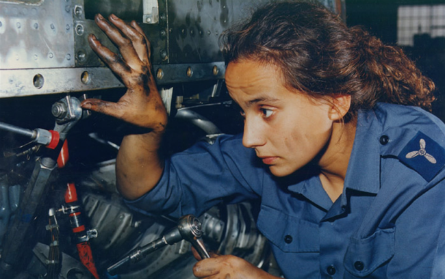 female-mechanic